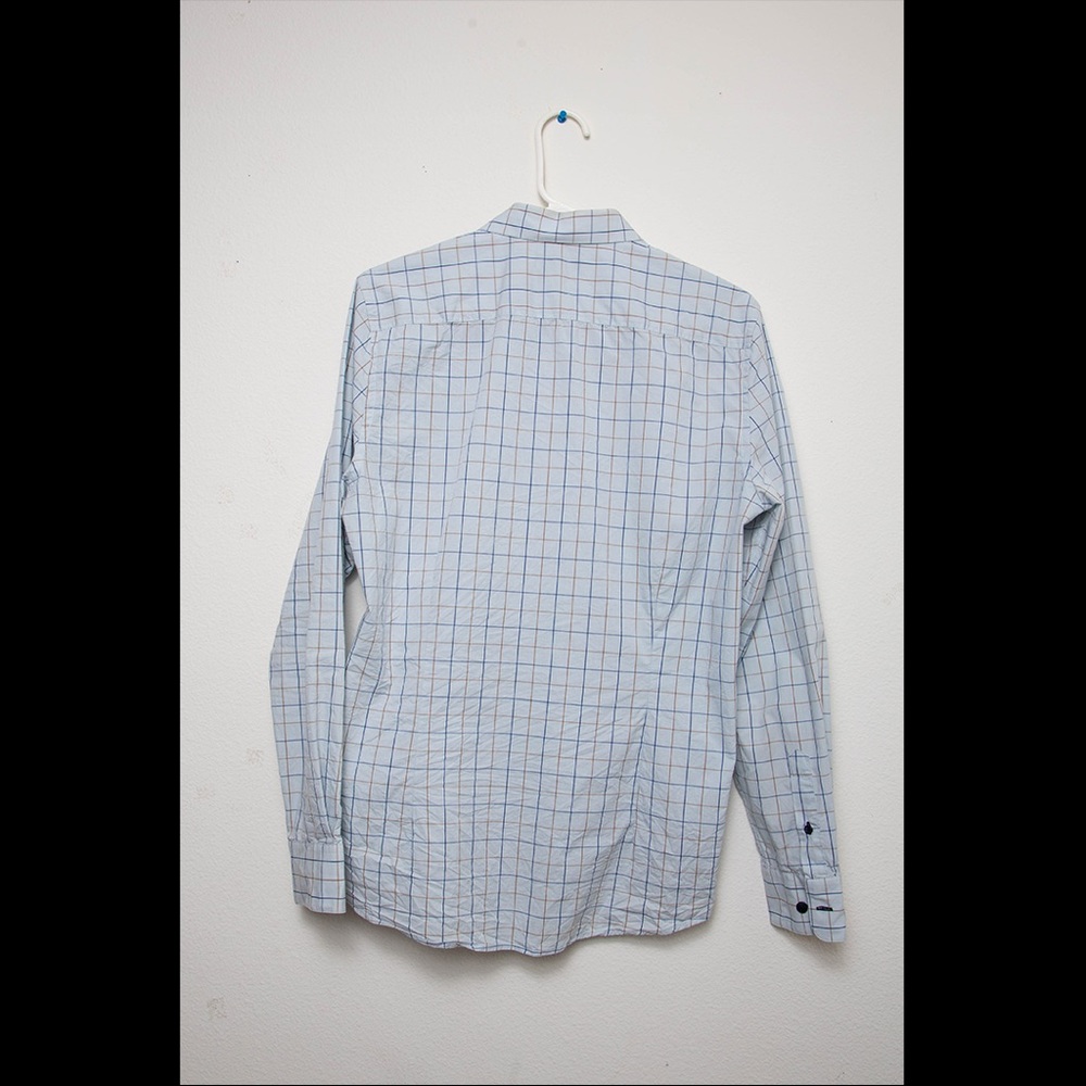 Button Up - Picture 6 of 6